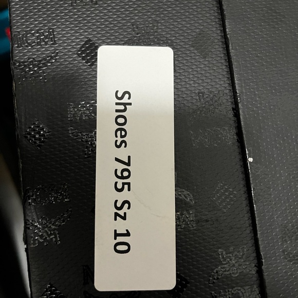 MCM SNEAKERS size 10.5 - Picture 7 of 7